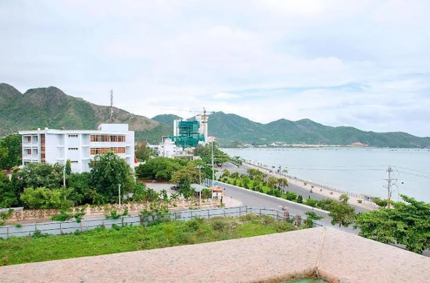 Blue Sea 01 Hotel Nha Trang 0*,  Vietnam